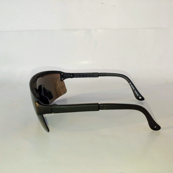 (NWT) Vintage 90's Junior One Piece Razor Blade Sports Sunglasses (M.Black) - Picture 2 of 4